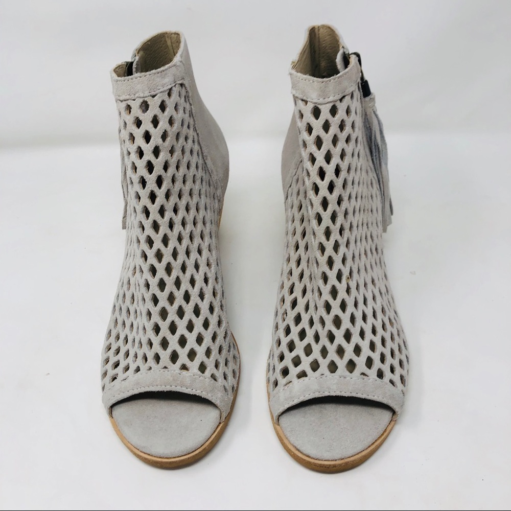 COPY - New Matisse Indie Cut out tassel ankle booties - Picture 2 of 7